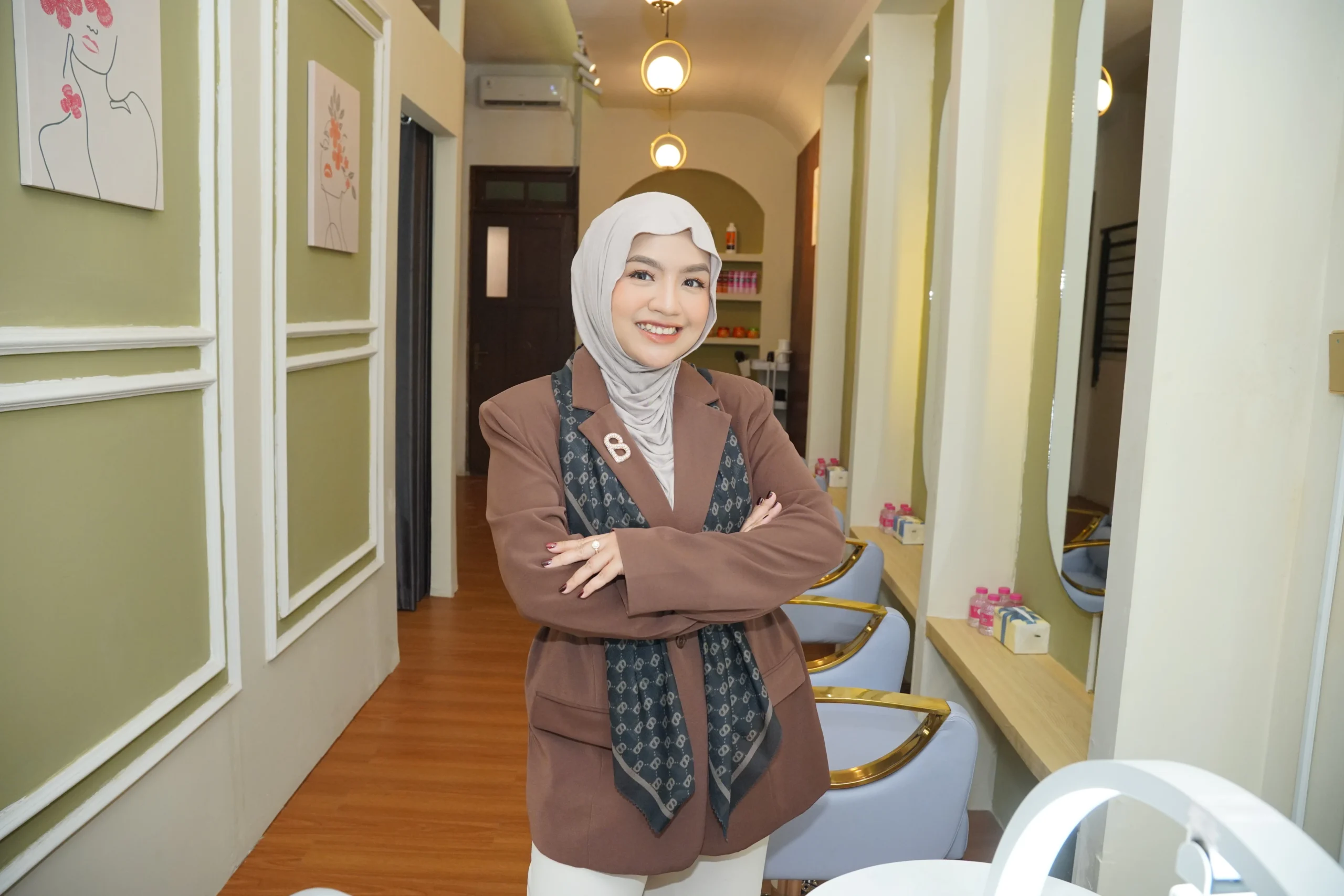 Lisna Nur Fajrin, pendiri RC'L Aesthetic